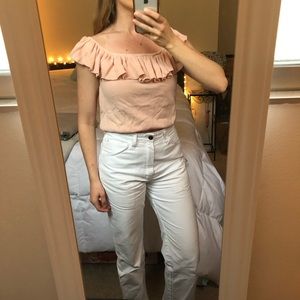 Démodé Marché Peach Off the Shoulder Top
Size M